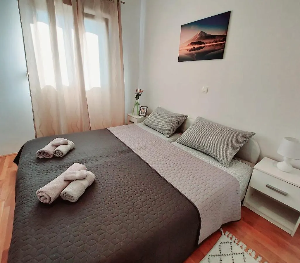 Lana Apartment Split